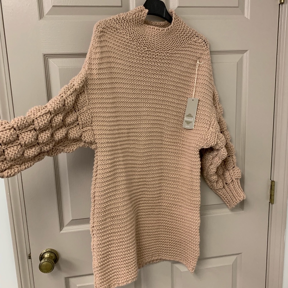 Super Cute Spring Like Color Sweaters - Picture 3 of 6